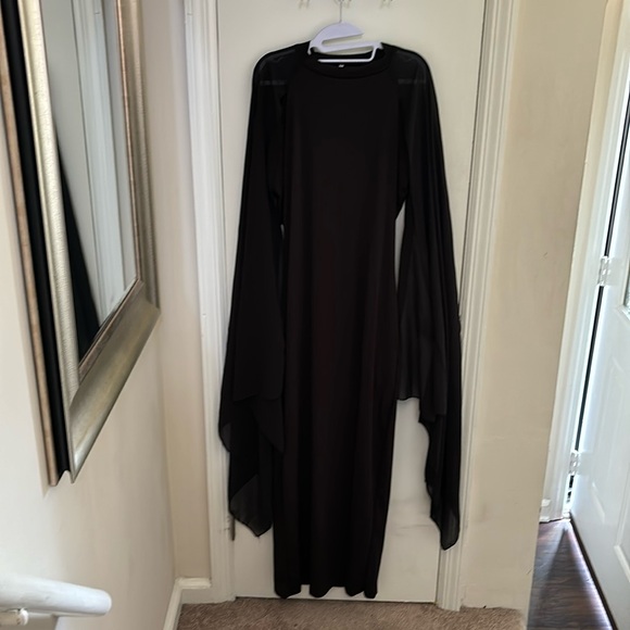 Sheer long sleeve bat wing - Picture 1 of 2